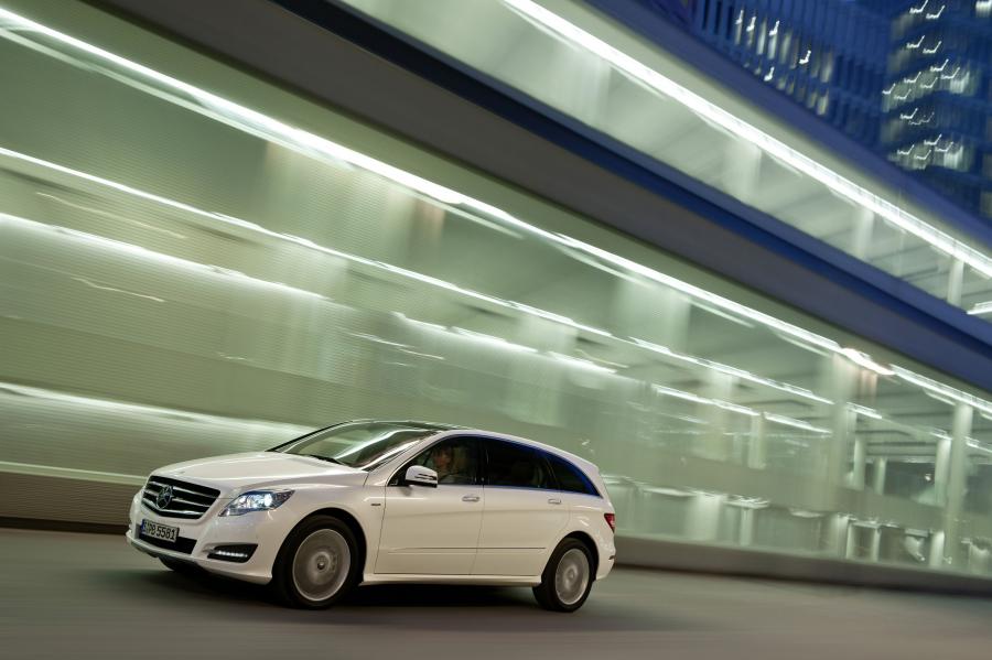 Mercedes-Benz R-Class 2011 года  (фото 167 из 186)